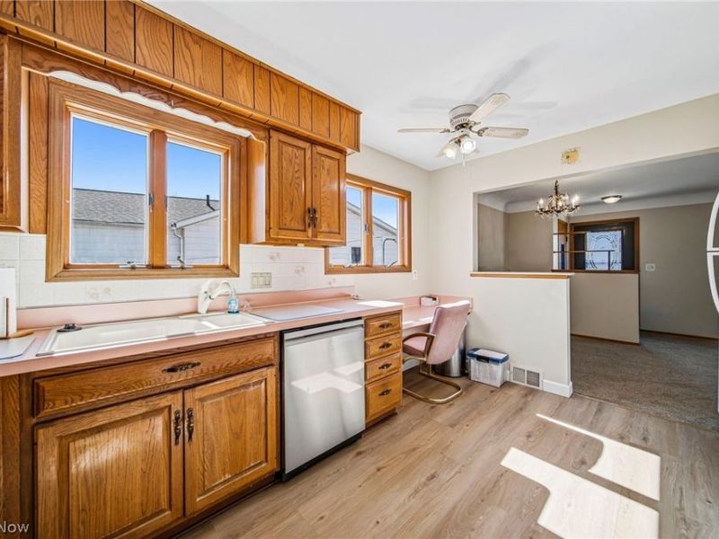 459 Cole, Willowick, OH 44095 Photo 11