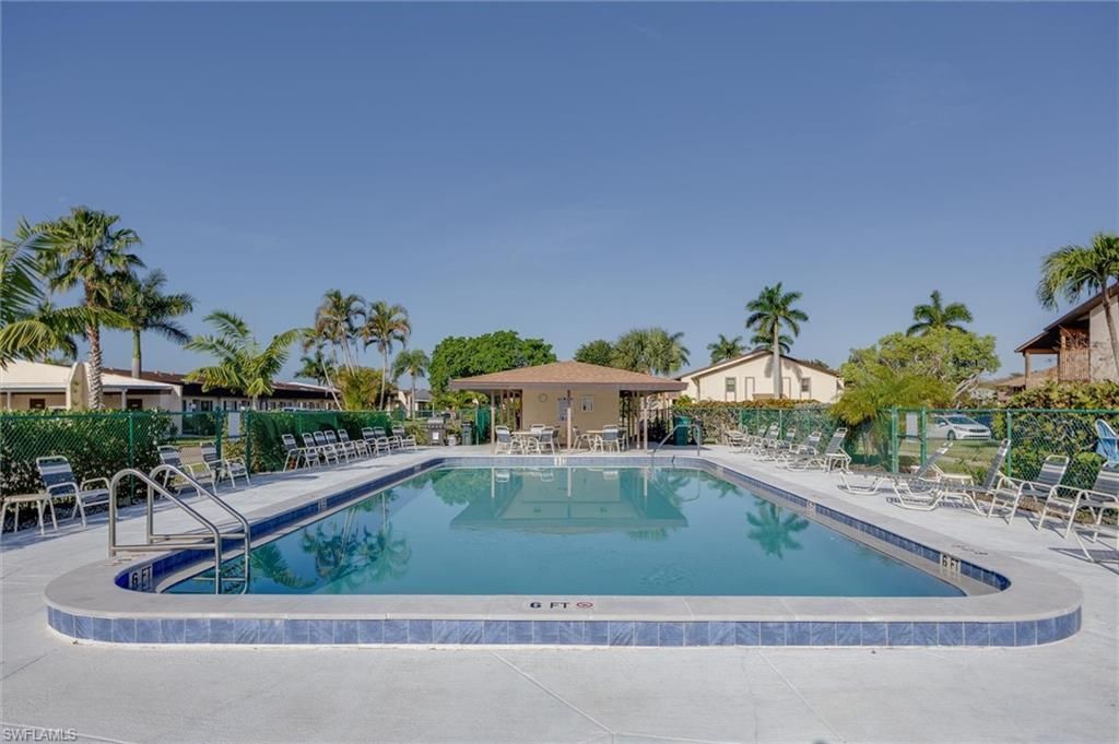 9303 Lennex Ln, Fort Myers, FL 33919 Photo