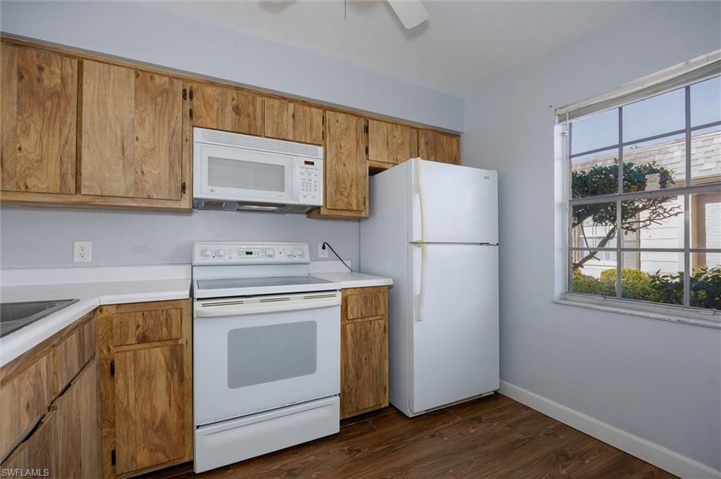 9303 Lennex Ln, Fort Myers, FL 33919 Photo