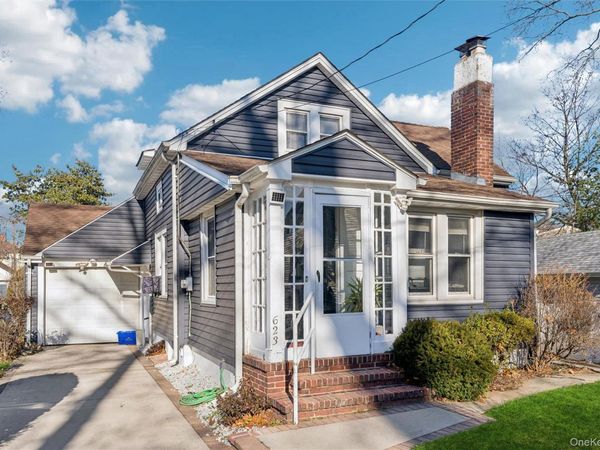 623 Ashland Avenue, Baldwin, NY 11510