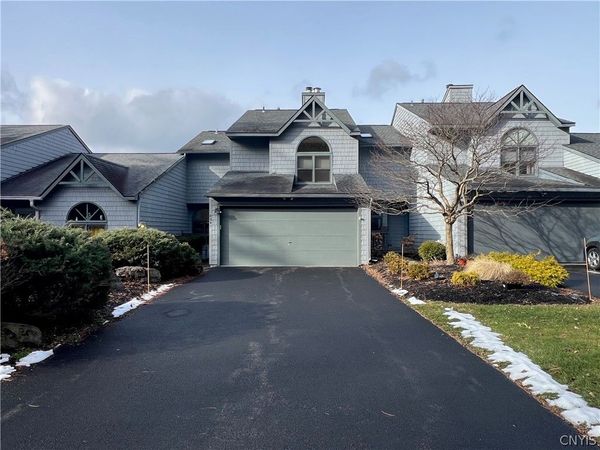 8341 Decoy Run , Manlius, NY 13104