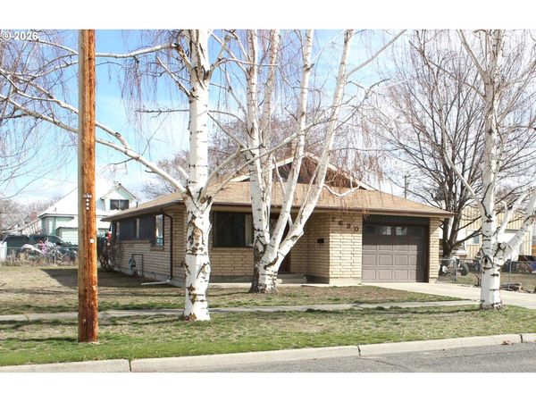 2690 9TH ST, Baker City, OR 97814
