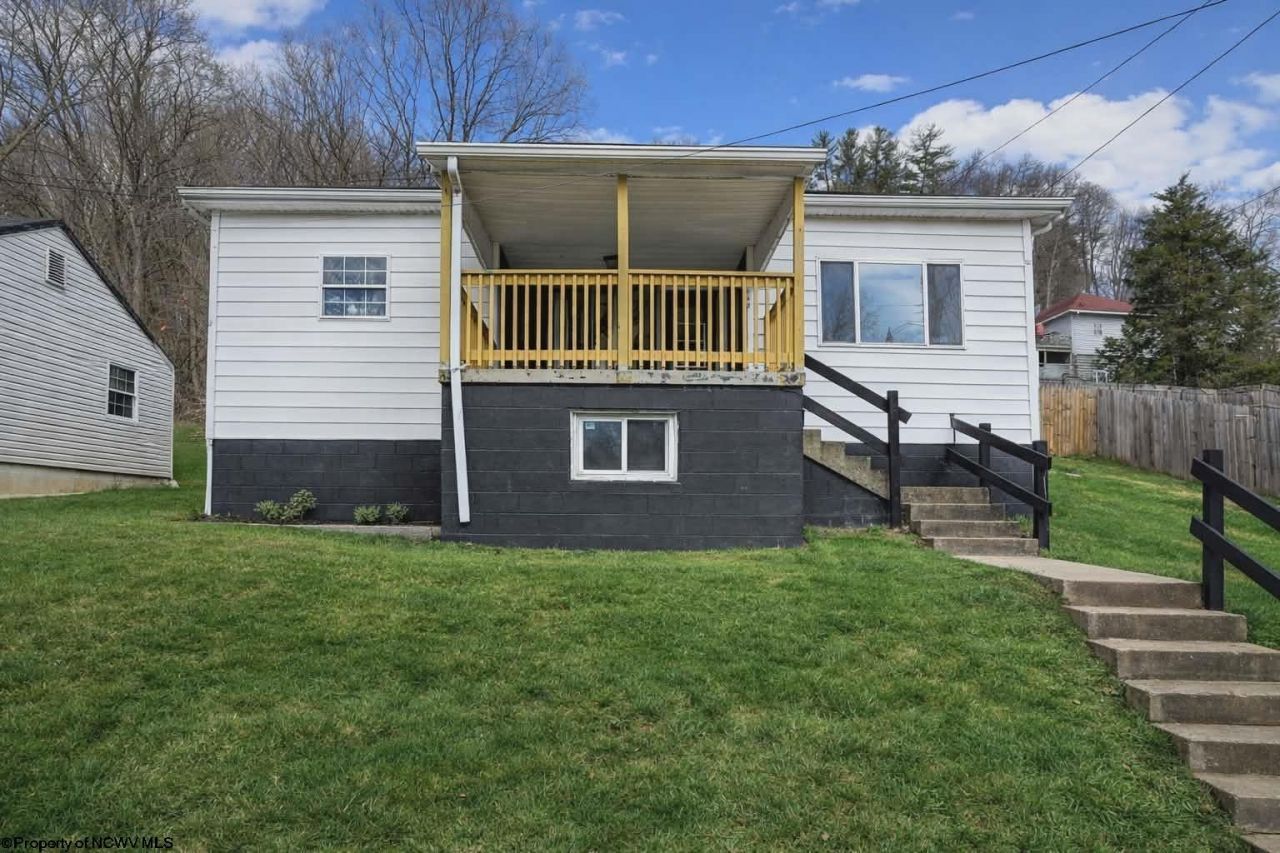 145 Liberty Avenue, Clarksburg, WV 26301 Main Photo