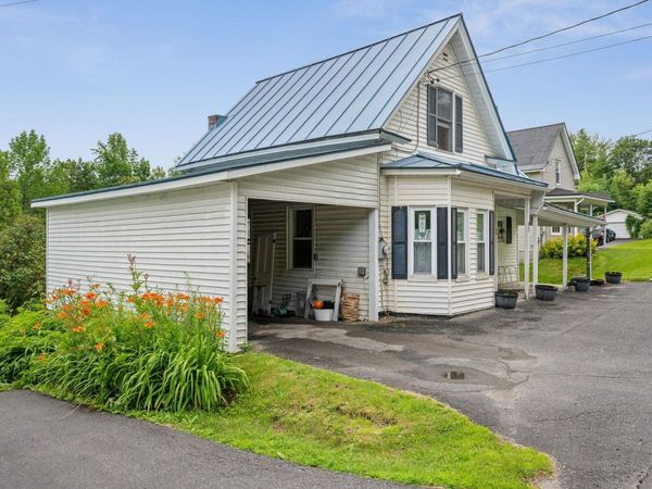 87 Church Hill Road, Barre Town, VT 05654