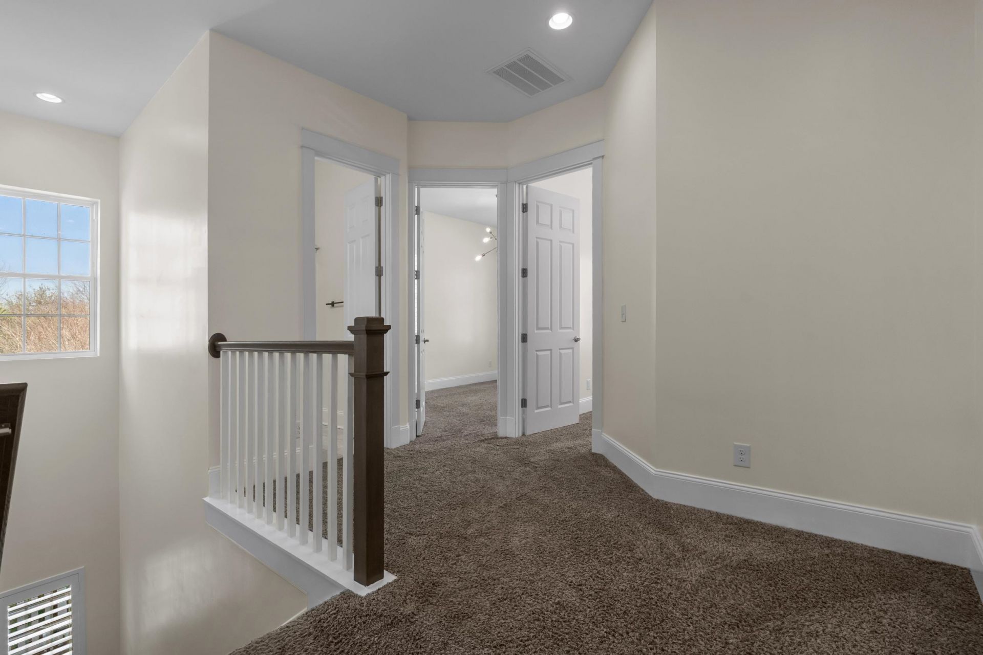 2794 Howard Ave. Photo 27