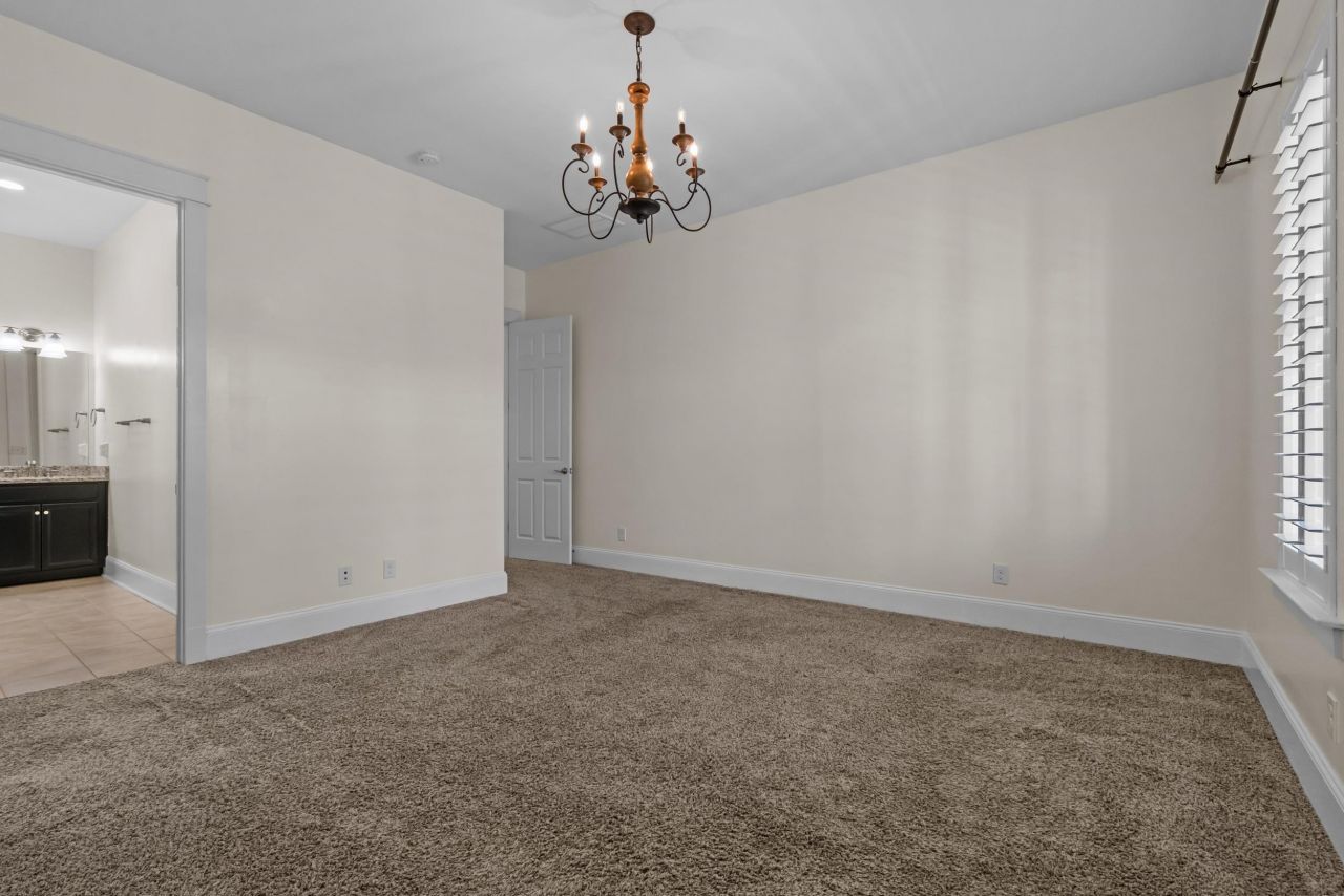 2794 Howard Ave. Photo 29