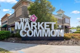 2794 Howard Ave. photo 4