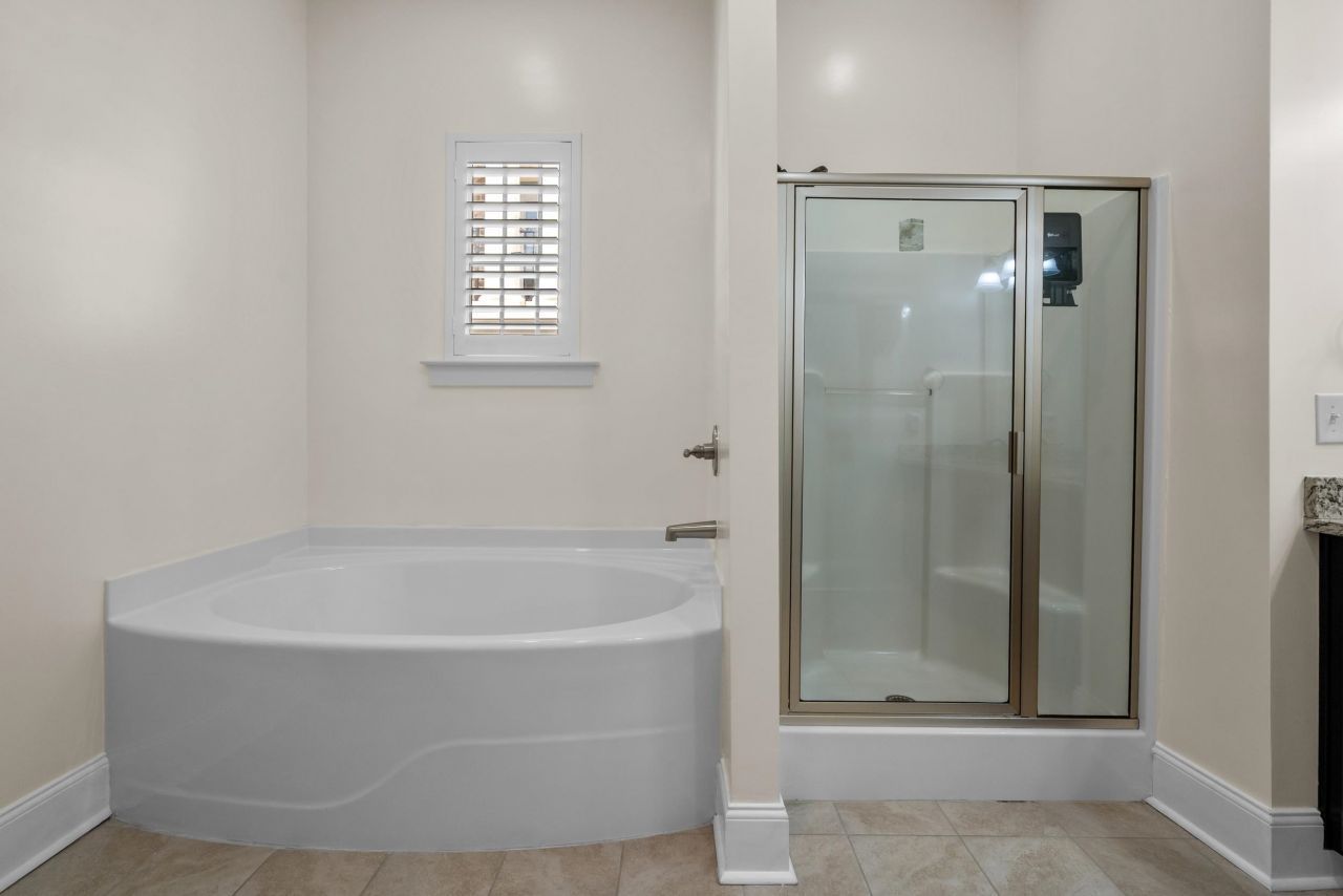 2794 Howard Ave. Photo 31