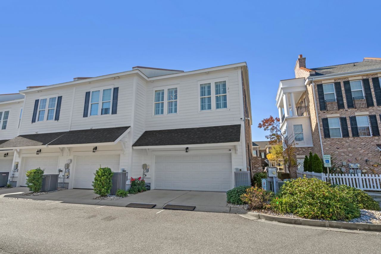 2794 Howard Ave. Photo 39