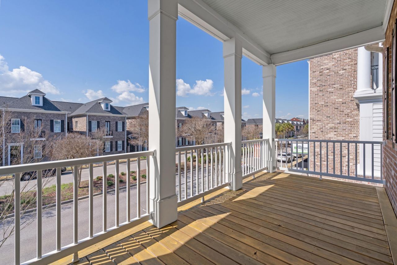 2794 Howard Ave. Photo 42