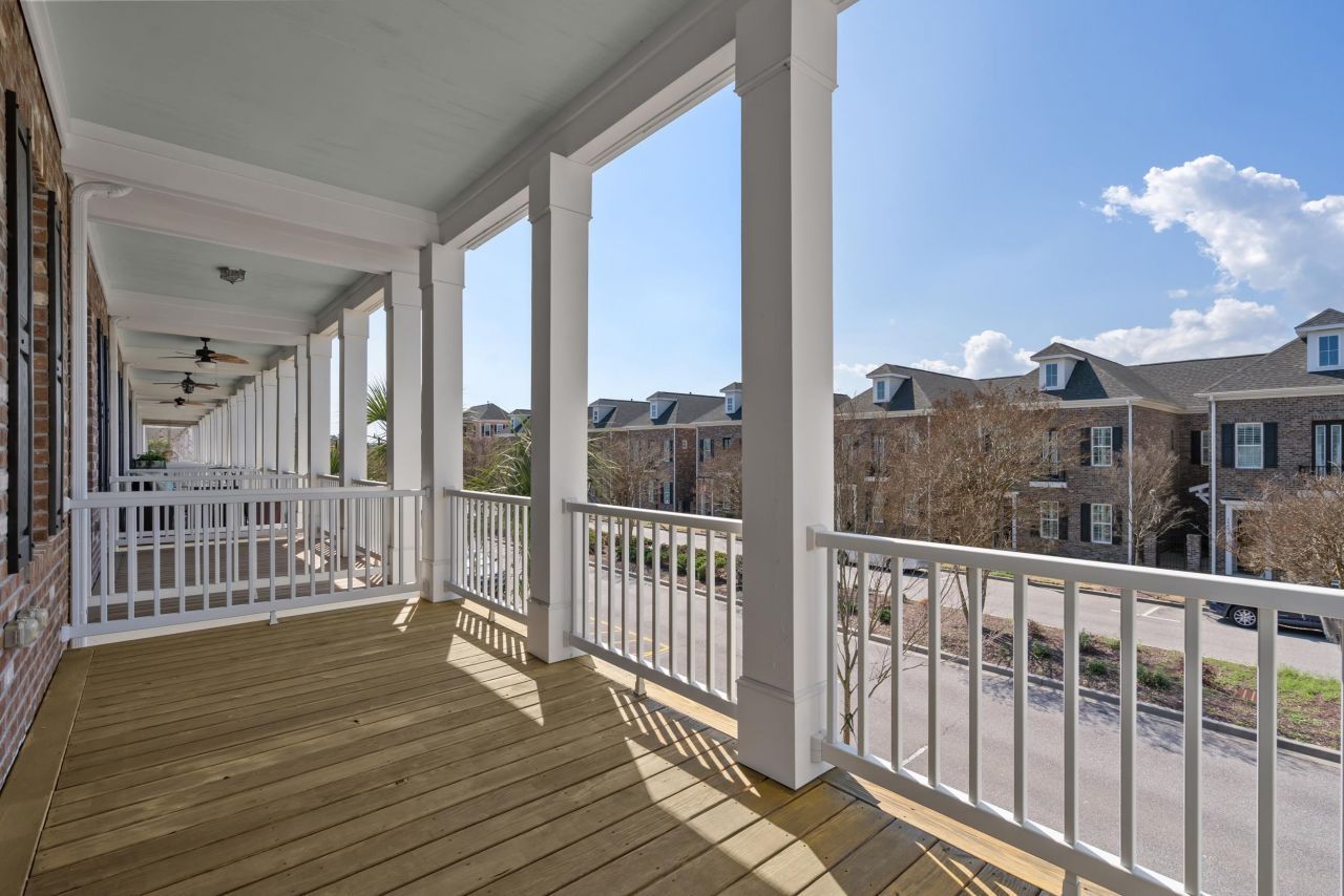 2794 Howard Ave. Photo 43