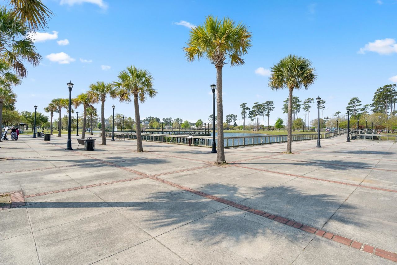 2794 Howard Ave. Photo 46