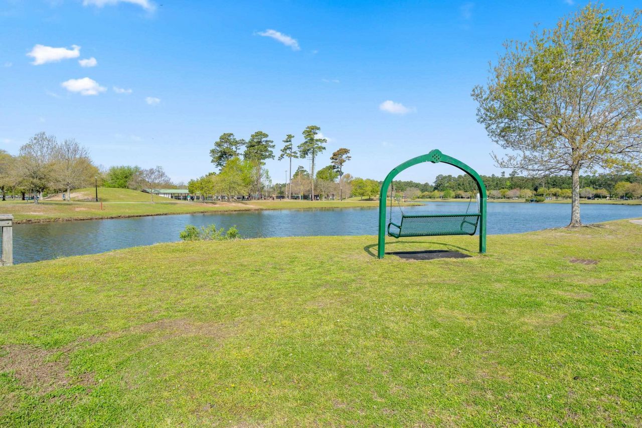 2794 Howard Ave. Photo 47