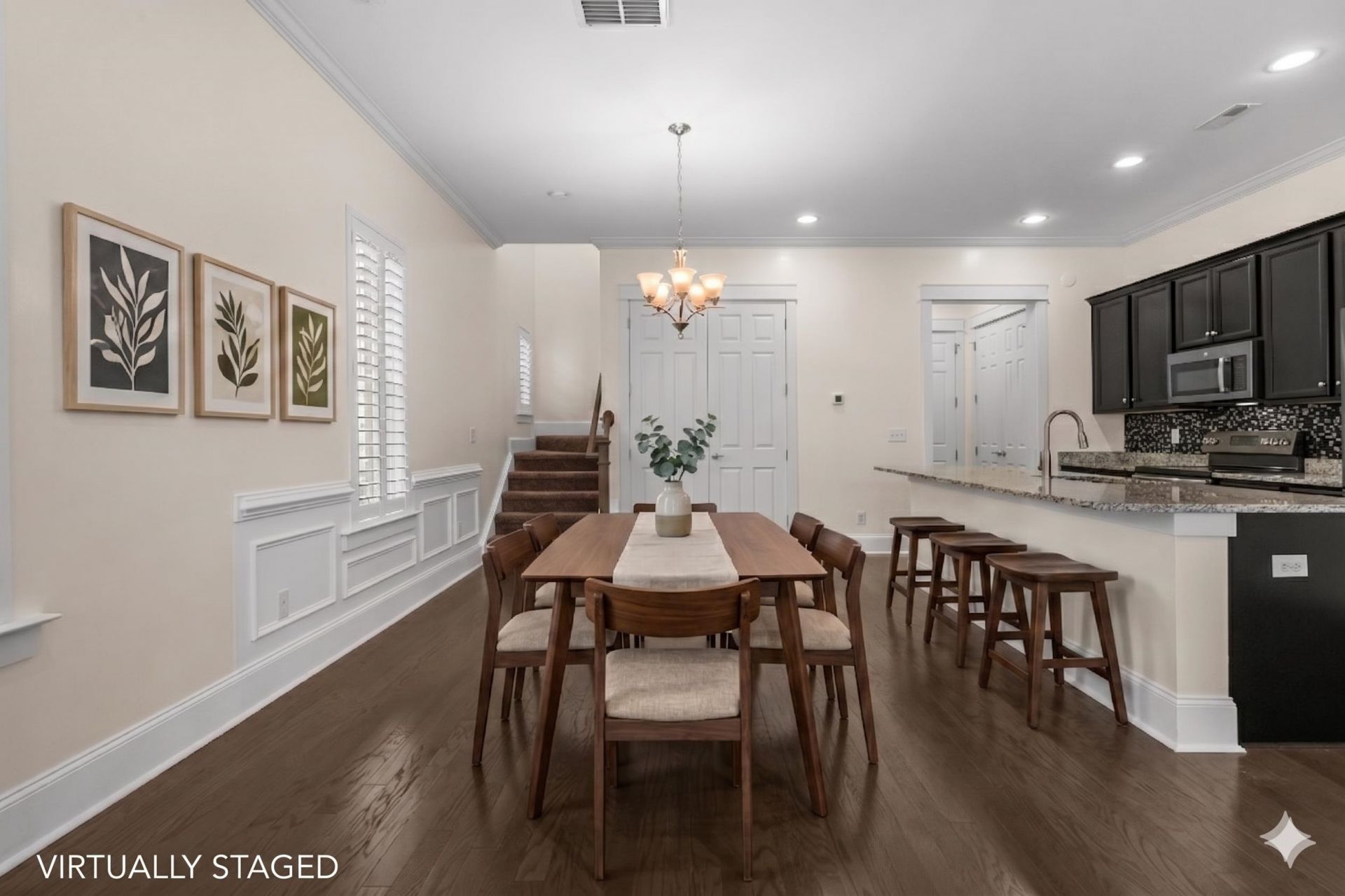2794 Howard Ave. Photo 5