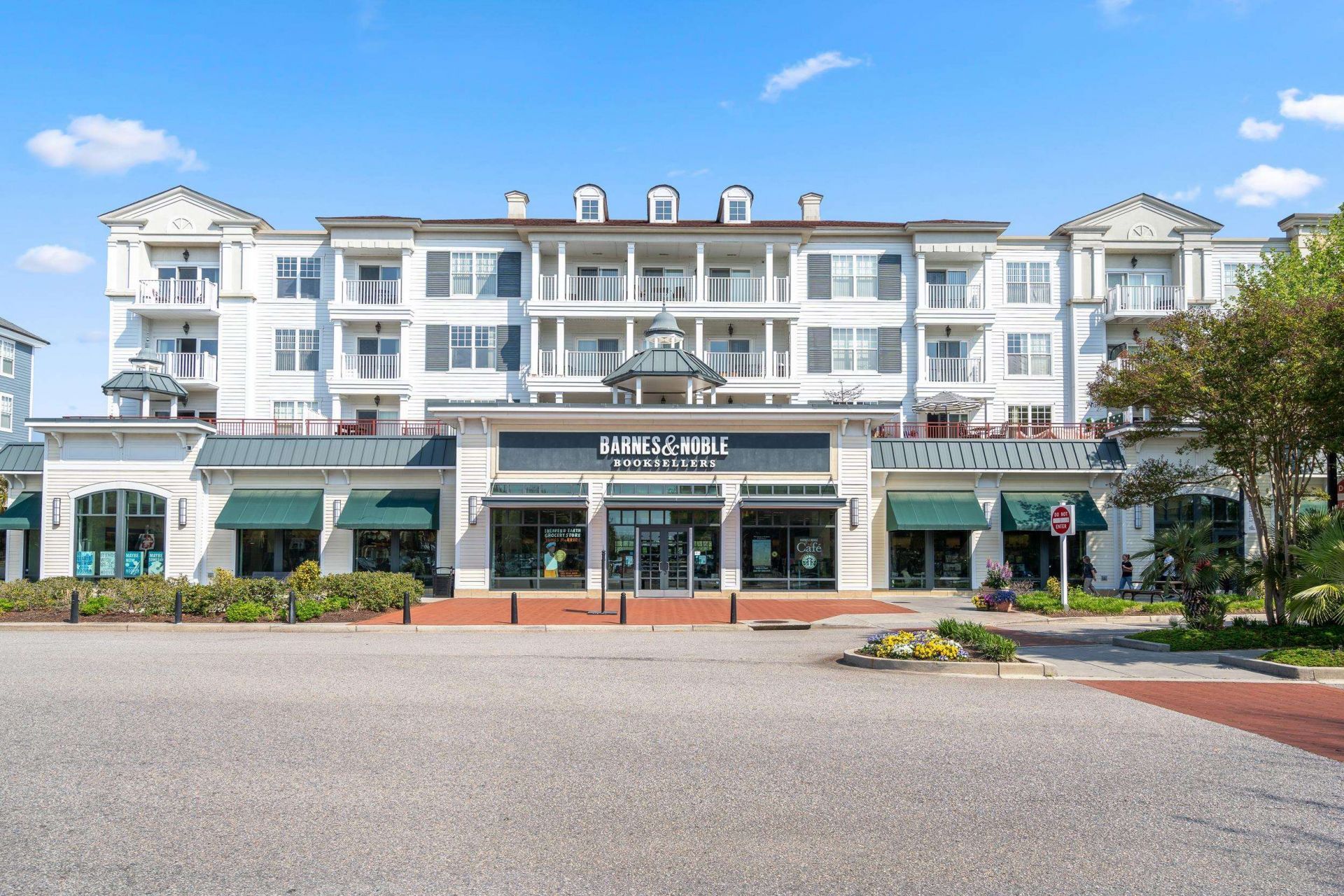 2794 Howard Ave. Photo 50