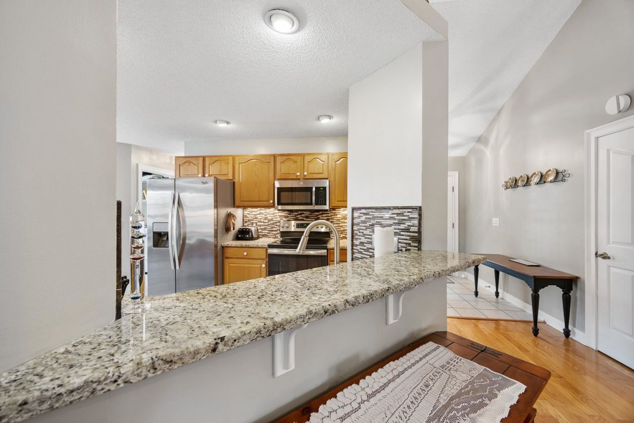 4230 Edgefield Rd. Photo 12