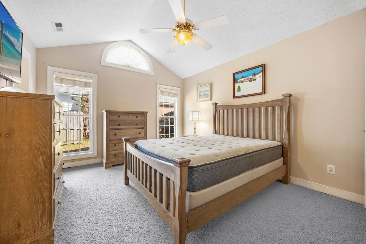 4230 Edgefield Rd. Photo 19