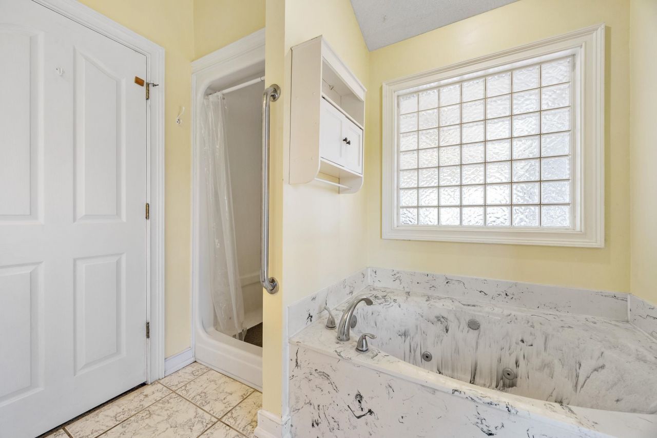 4230 Edgefield Rd. Photo 21