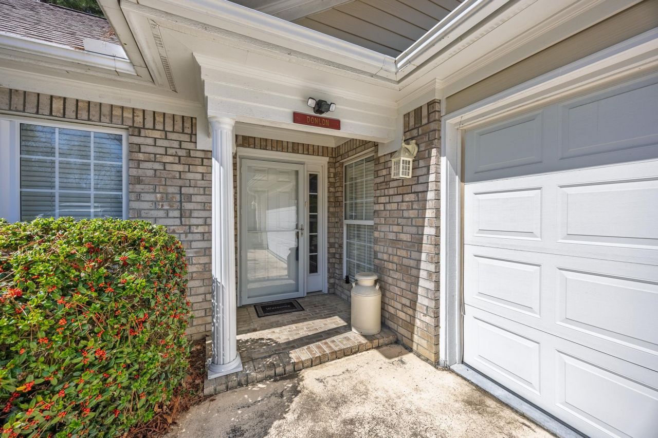 4230 Edgefield Rd. Photo 3