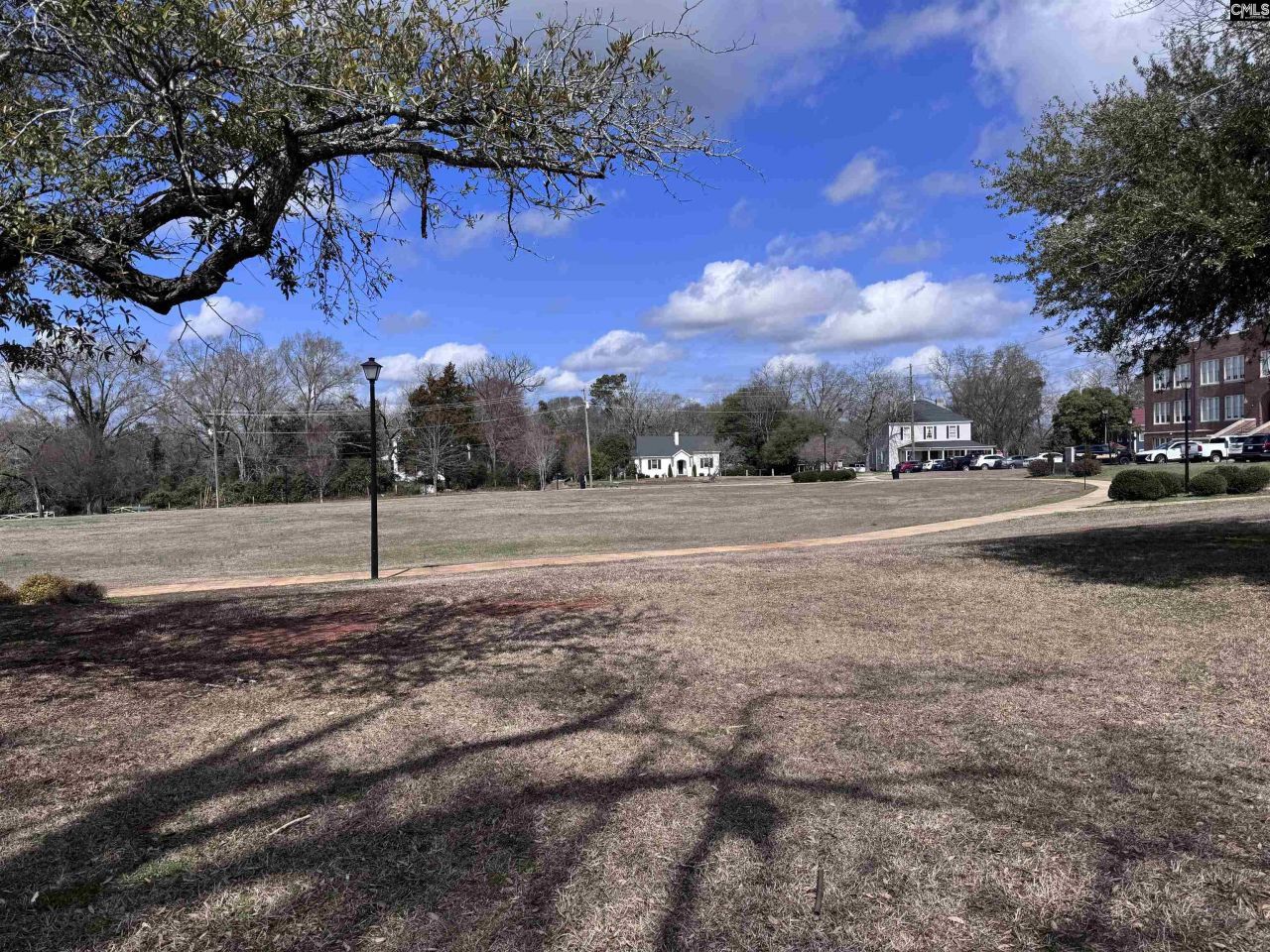 213 Hudson Street Photo 15