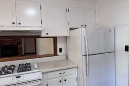 213 Hudson Street photo 4