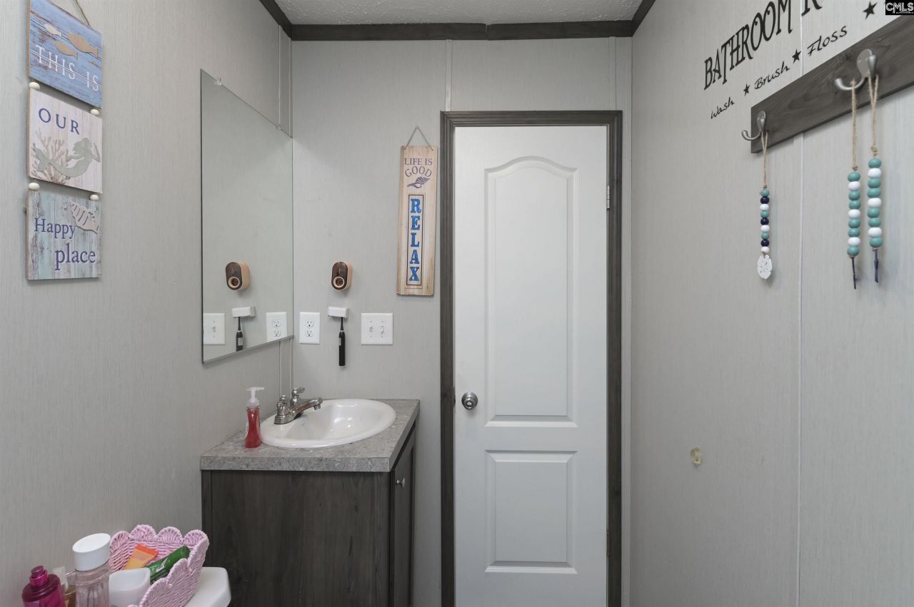 3615 Percival Road  Photo 19