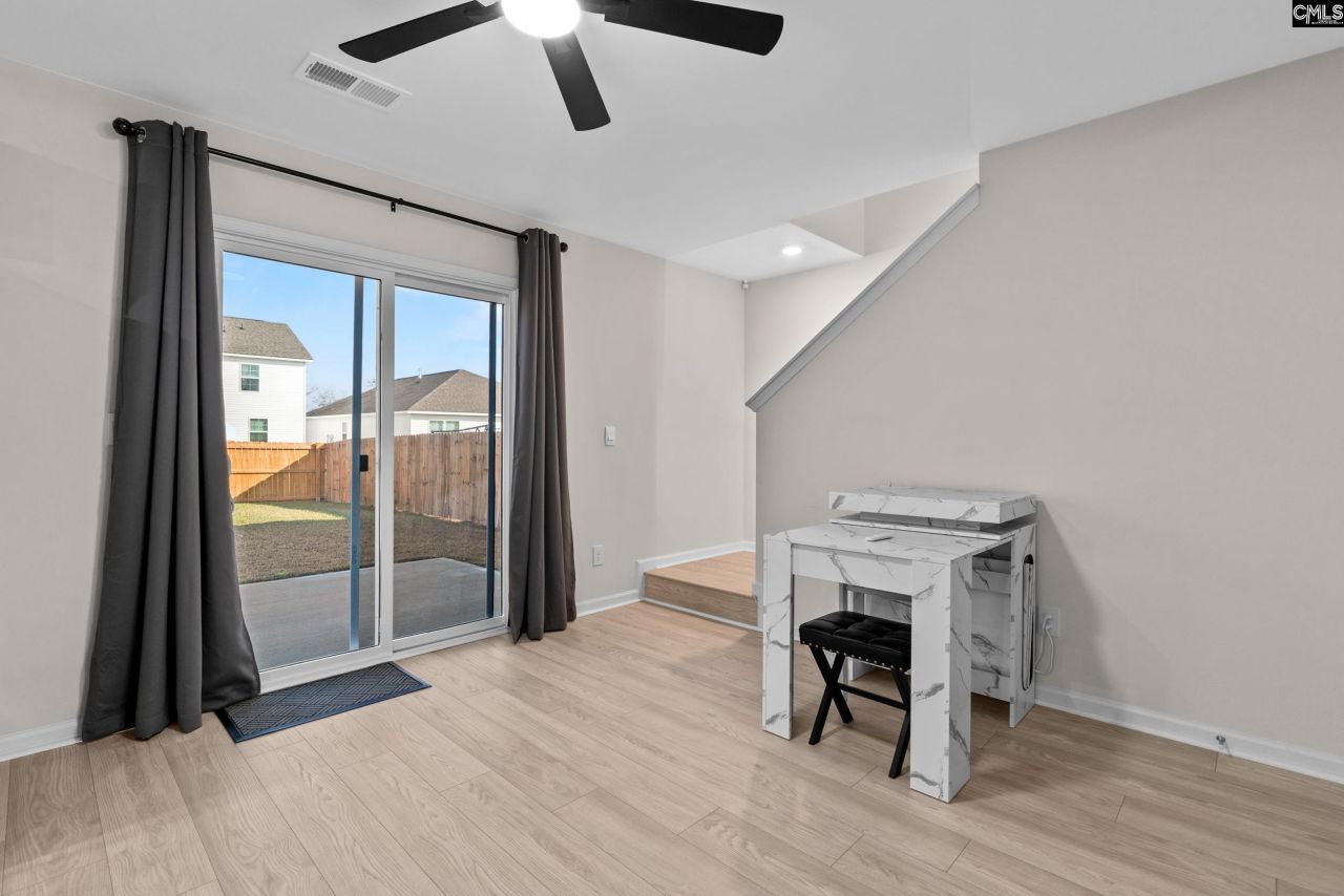 532 Edgetree Drive Photo 11