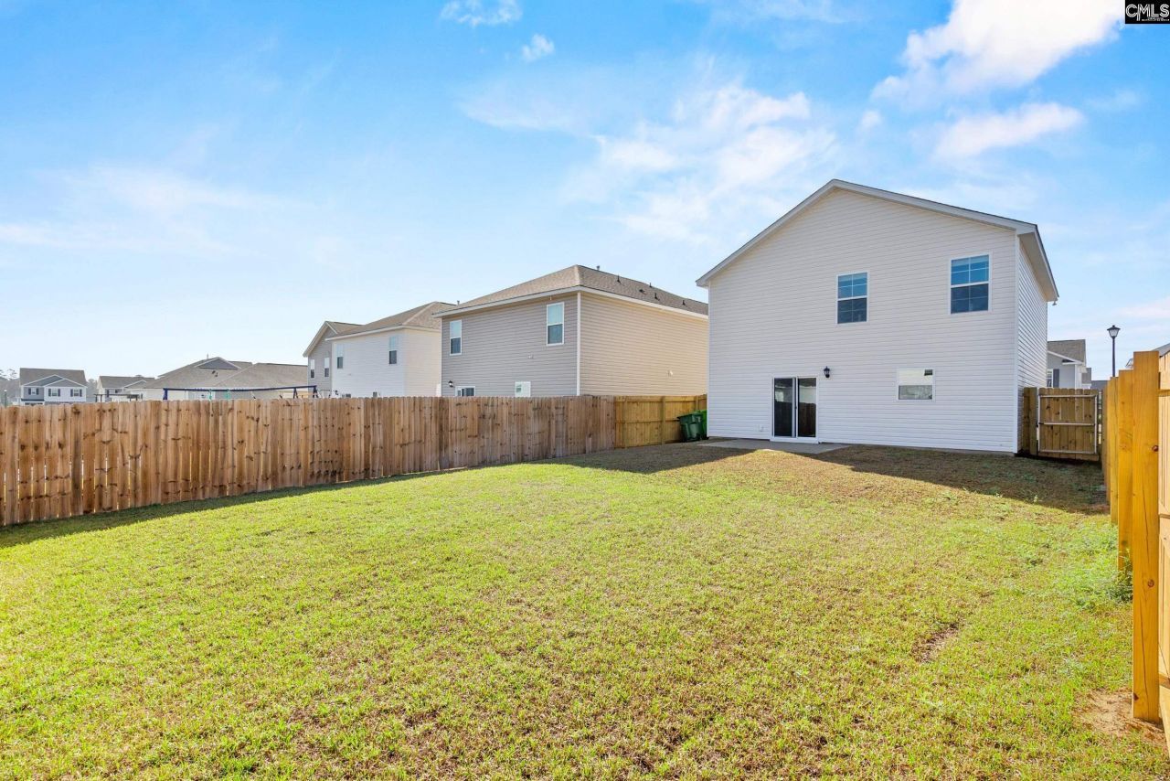 532 Edgetree Drive Photo 15