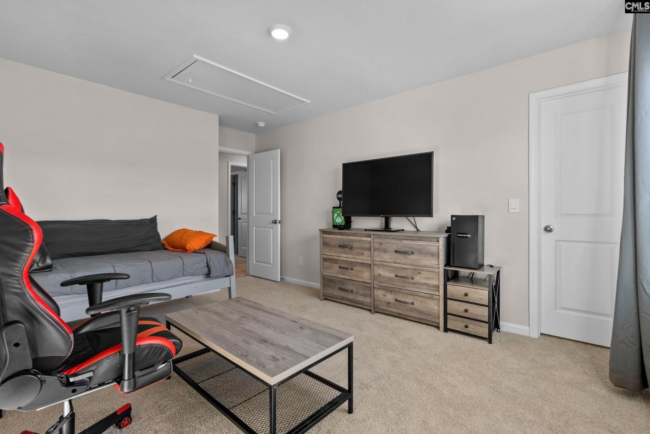 532 Edgetree Drive Photo 28