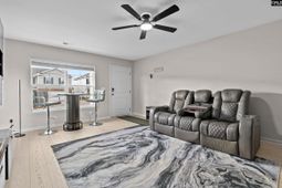 532 Edgetree Drive photo 4