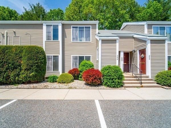 244 Nassau Dr, Unit 244, Springfield, MA 01129