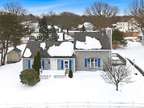 10 Wimbledon Drive, West Yarmouth, MA 02673