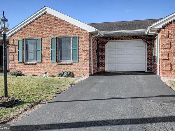 124 LURGAN AVENUE , SHIPPENSBURG, PA 17257