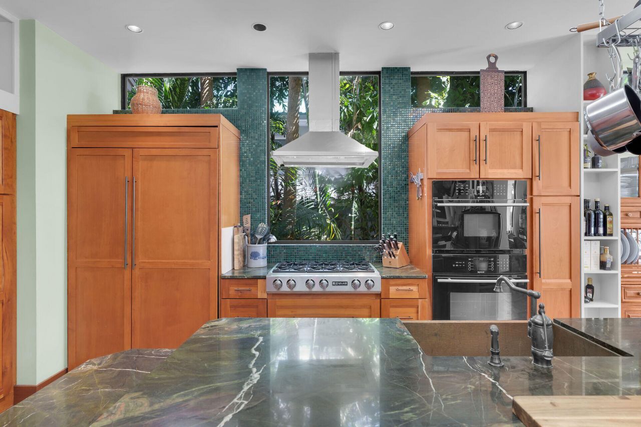 352 Sound Drive, Key Largo, FL 33037 Photo