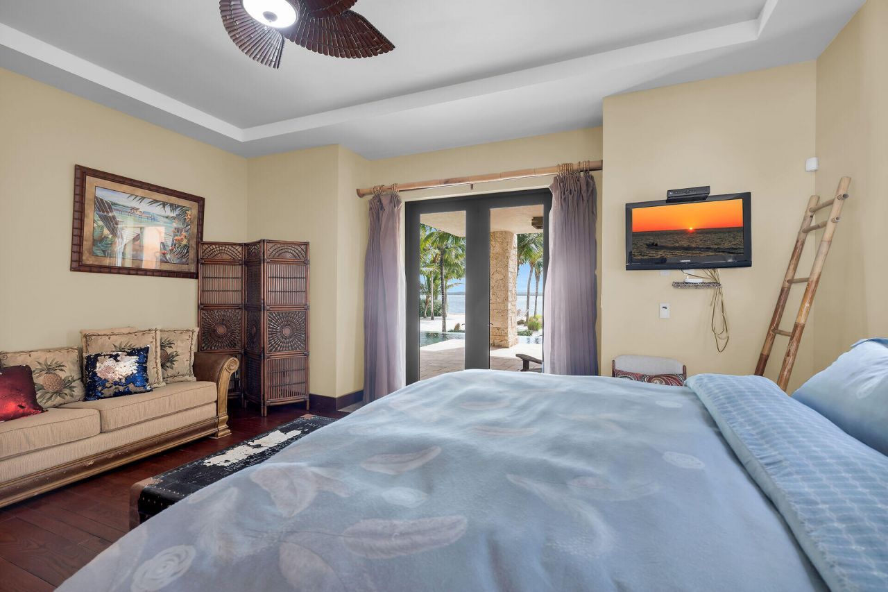 352 Sound Drive, Key Largo, FL 33037 Photo