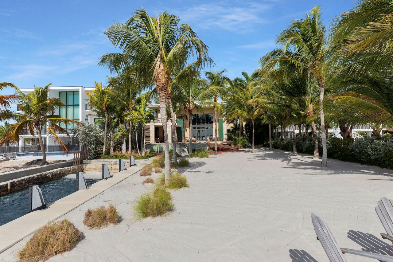 352 Sound Drive, Key Largo, FL 33037 Photo