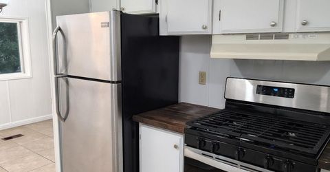 19690 N Highway 99 #131, Acampo, CA 95220 Photo