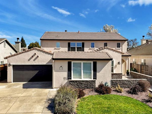 9700 Glacier Creek Way, Elk Grove, CA 95624