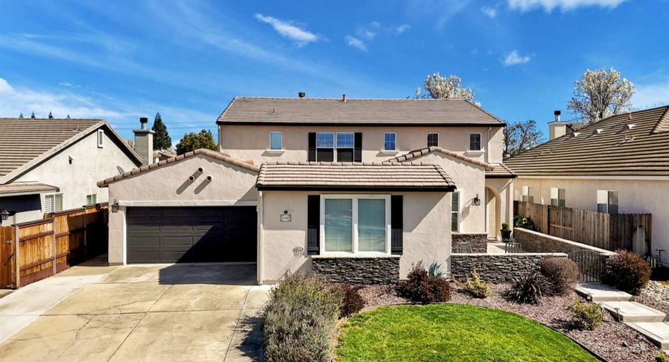9700 Glacier Creek Way, Elk Grove, CA 95624 Photo