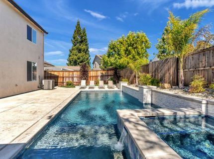 9700 Glacier Creek Way, Elk Grove, CA 95624 Photo