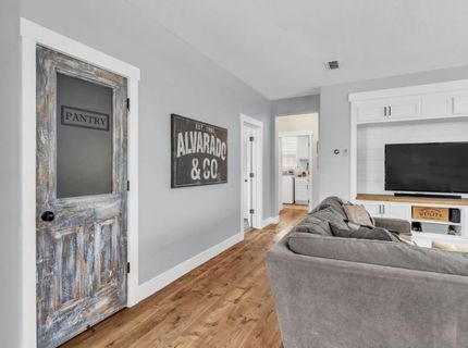 9700 Glacier Creek Way, Elk Grove, CA 95624 Photo