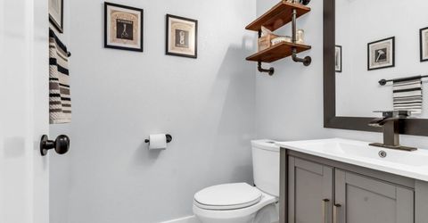 9700 Glacier Creek Way, Elk Grove, CA 95624 Photo