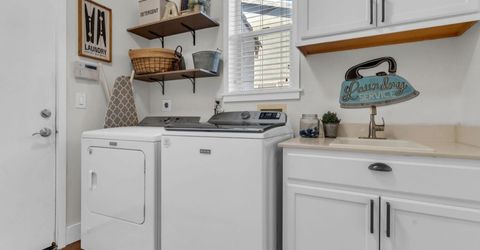 9700 Glacier Creek Way, Elk Grove, CA 95624 Photo