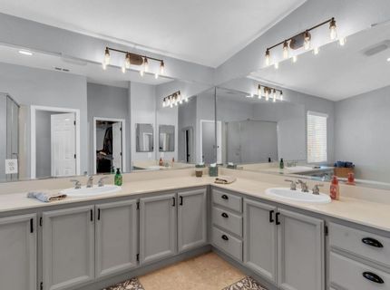 9700 Glacier Creek Way, Elk Grove, CA 95624 Photo