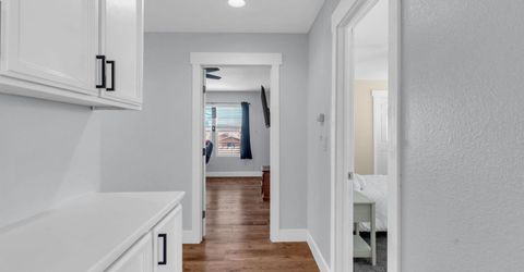 9700 Glacier Creek Way, Elk Grove, CA 95624 Photo