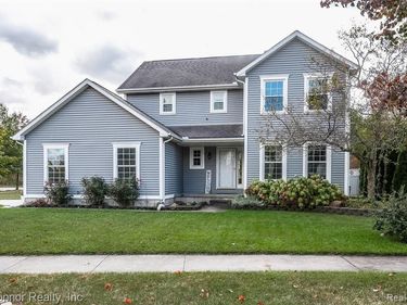955 Covington, Marysville, MI 48040