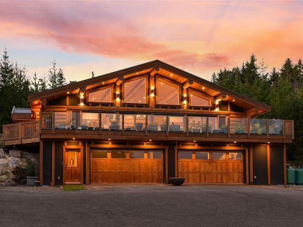 4250 Goldstream Heights Dr, Malahat, BC V0R 2W3