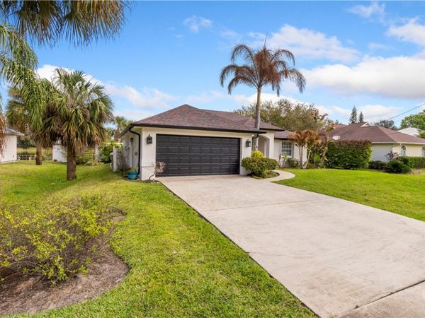 9440 87th Street, Vero Beach, FL 32967