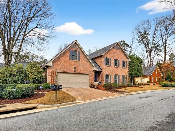 23 Downshire Circle, Atlanta, GA 30033