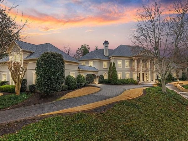 3594 Tuxedo Court , Atlanta, GA 30305